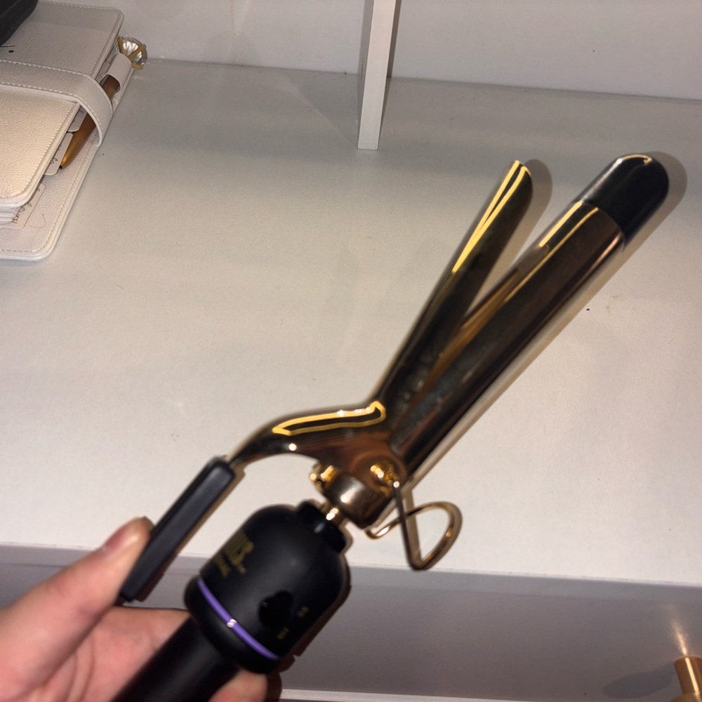 Professional Gold Curling Iron